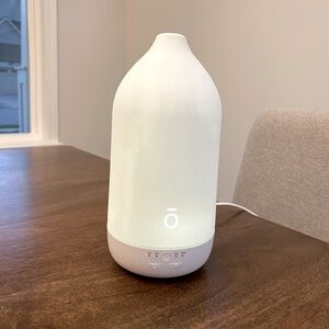 Doterra essential oils diffuser laLUZ